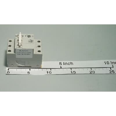 ABB機器人配件 ABB配件原廠型號 3HAC0871-1 Multipole circ break 10A