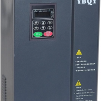 通用型變頻器 適用于大多數(shù)工業(yè)場(chǎng)景（如輸送帶、攪拌機(jī)）。 西門子G120、三菱FR-A800